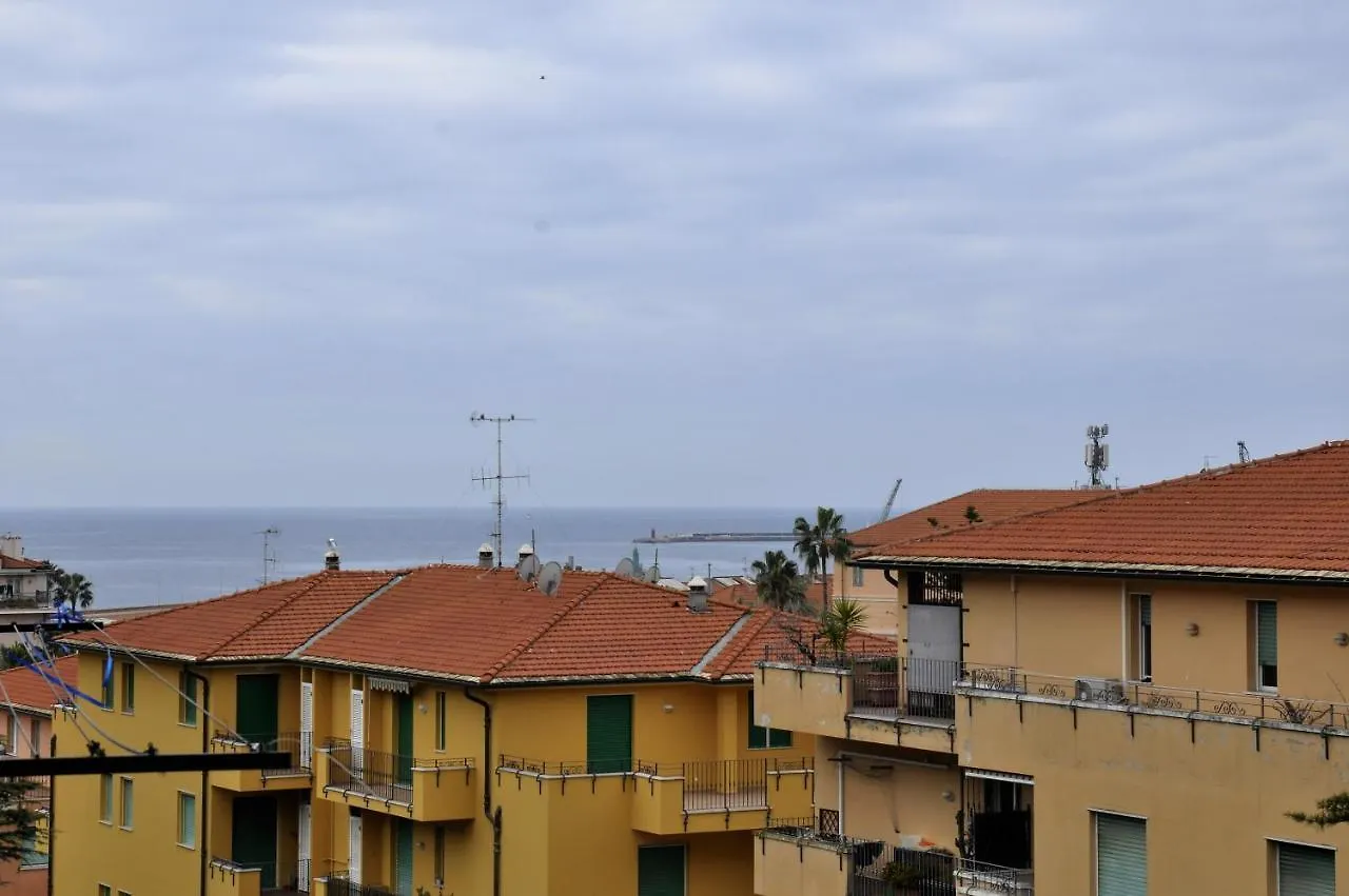 Via Diano Calderina Holidays إمبيريا شقة